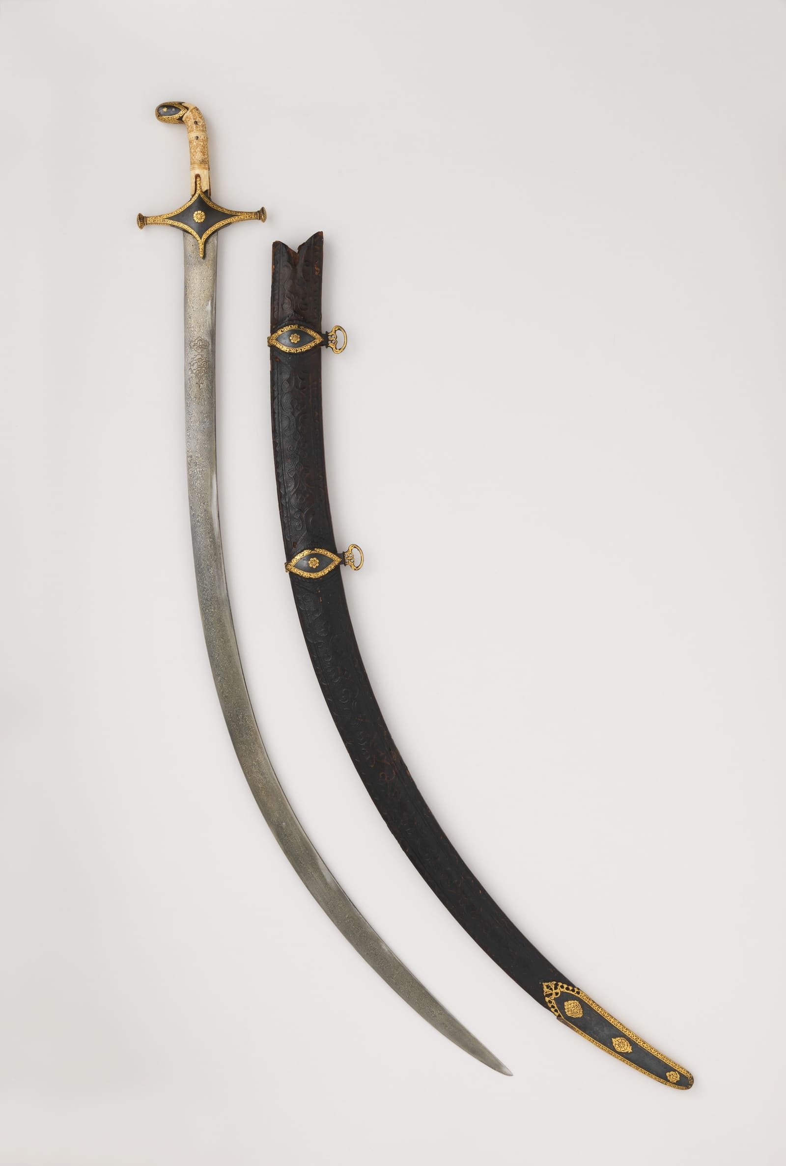 Persian sabre, 18th century — for illustration